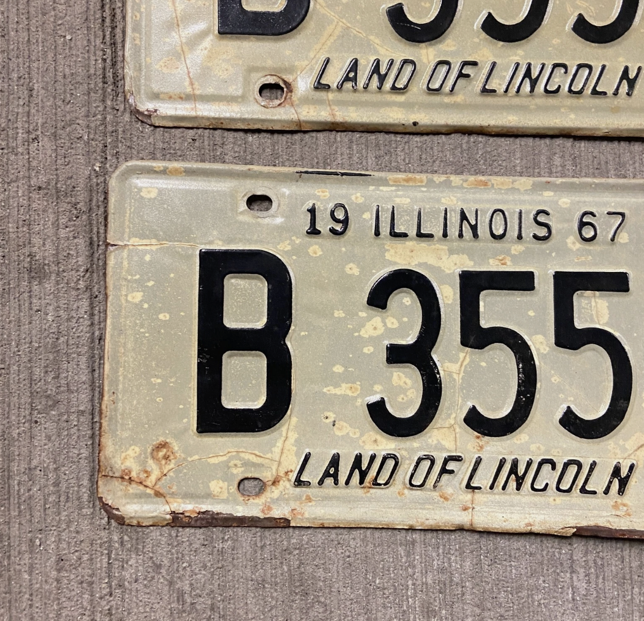 1967 Illinois Truck License Plate Pair B 3550 Ford Chevy Dodge YOM DMV Clear