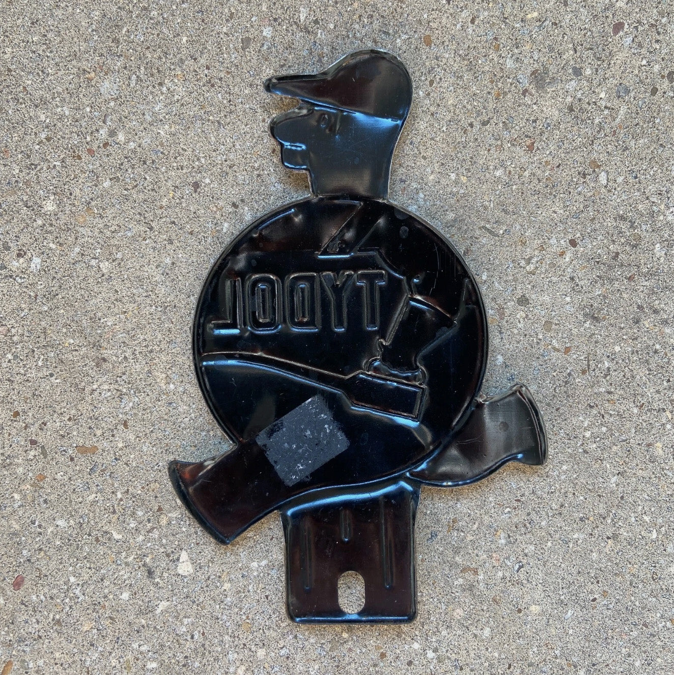1940 Era Tydol License Plate Topper Auto Tag White Running Man Veedol Gas Oil Collectible