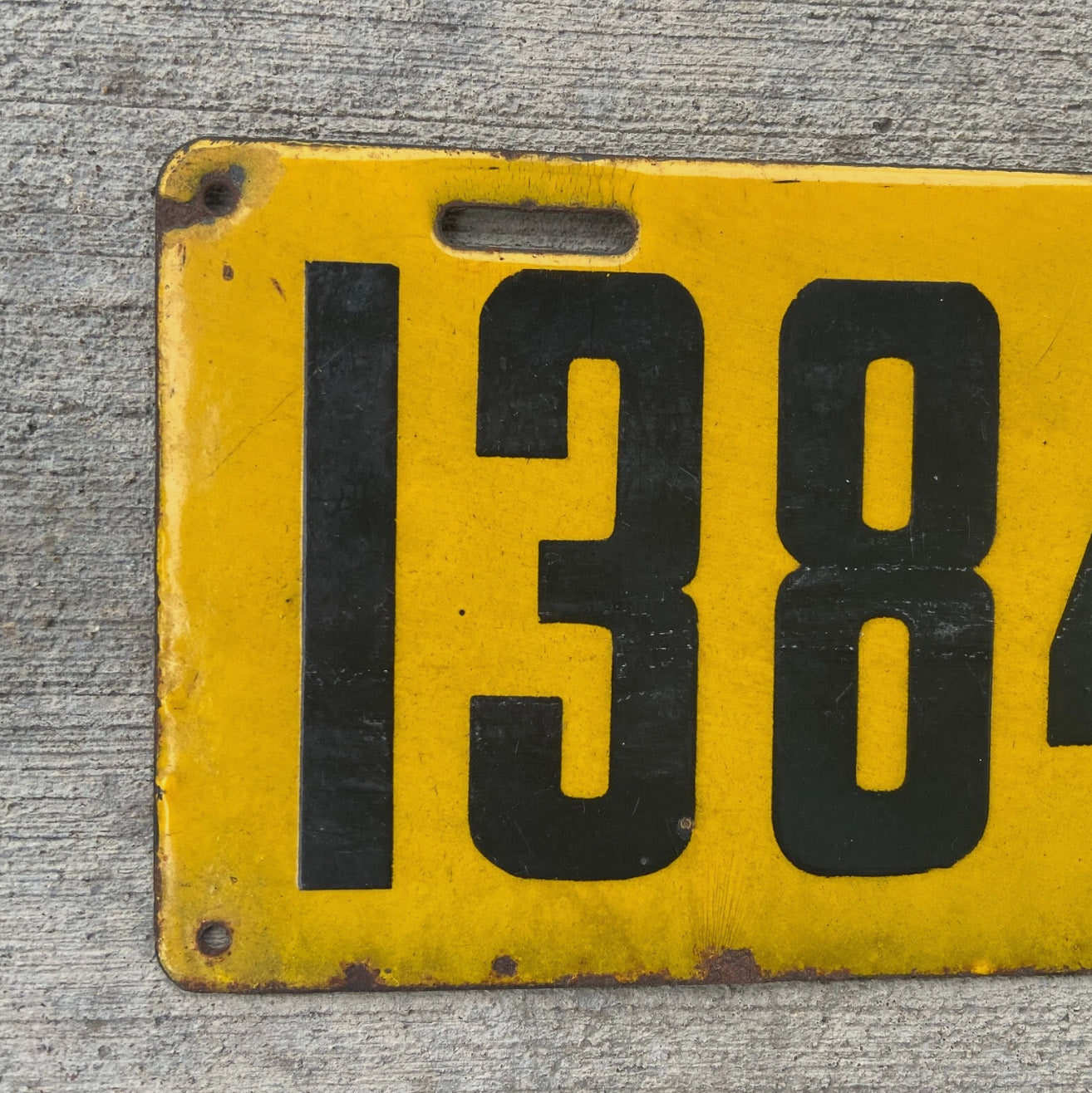 1913 Indiana Porcelain License Plate Auto Tag First Issue 13841