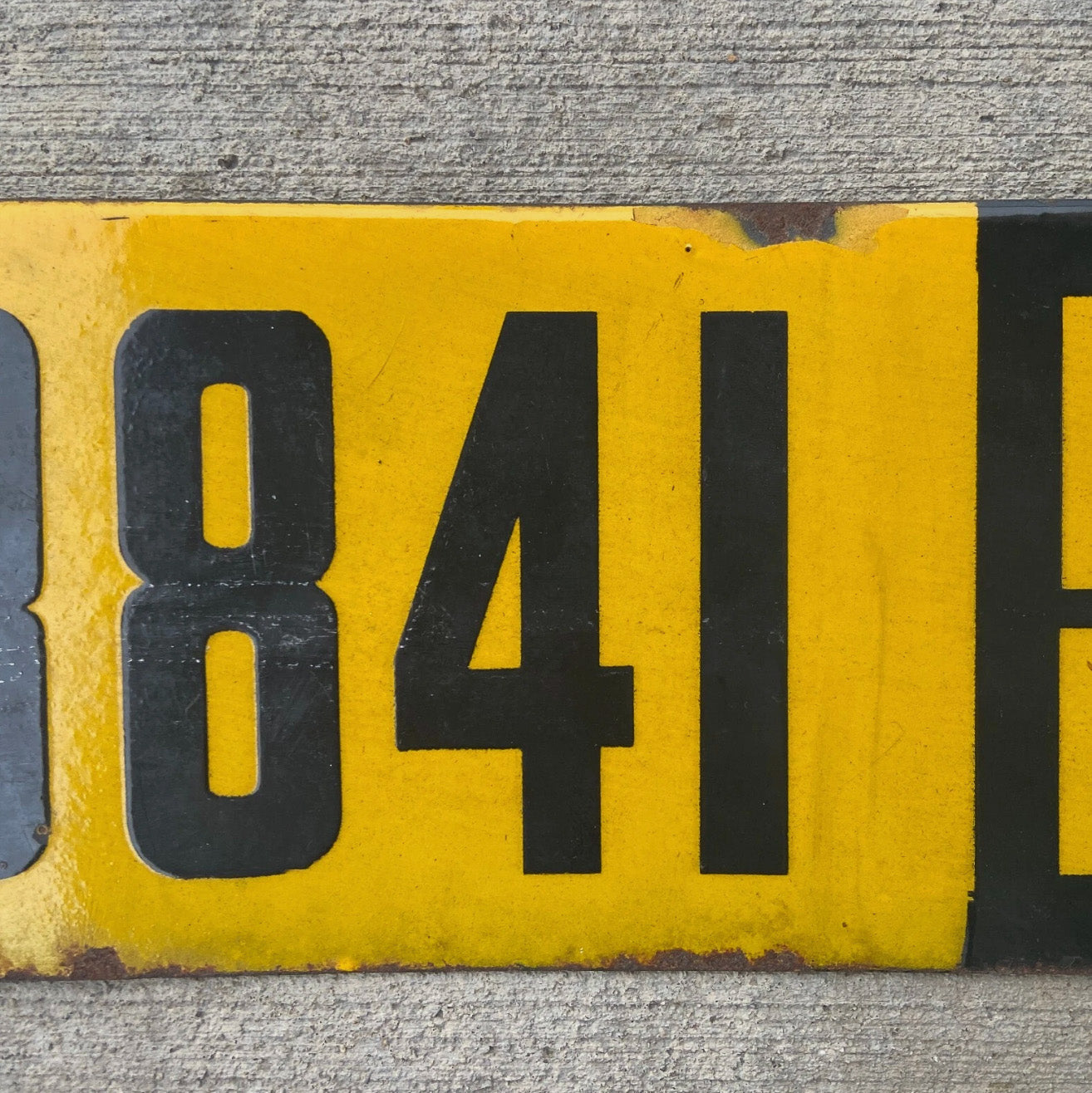 1913 Indiana Porcelain License Plate Auto Tag First Issue 13841