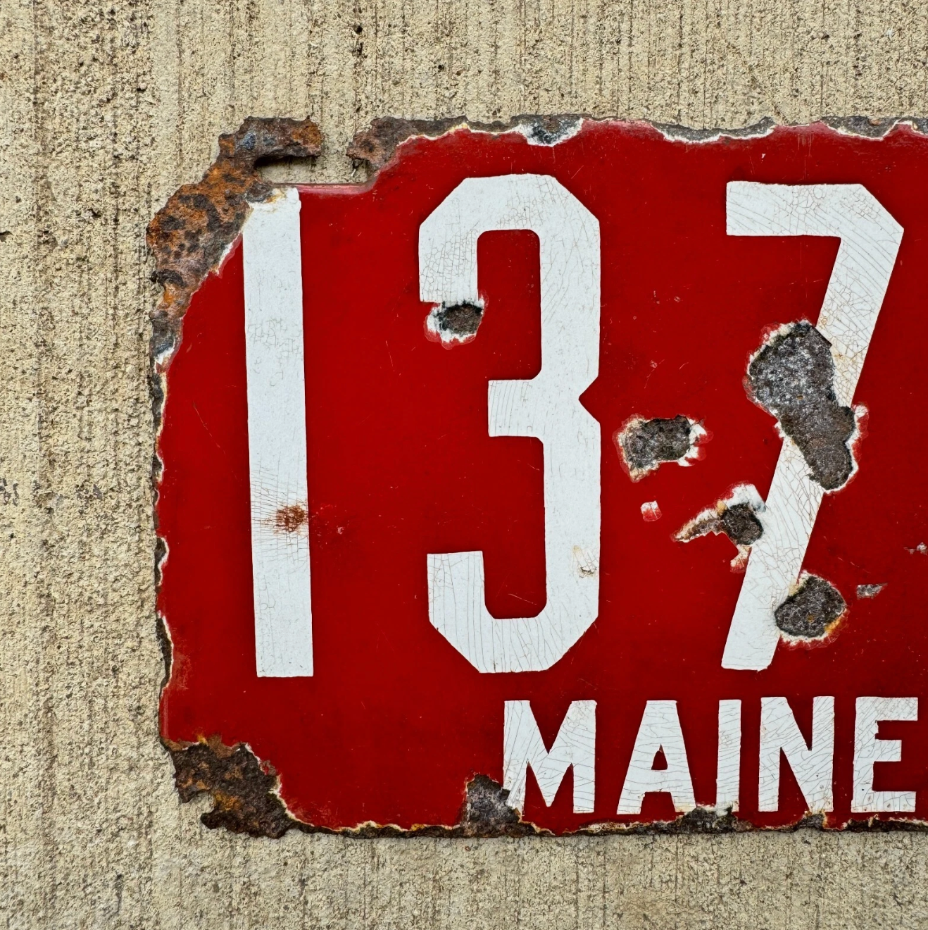 1906 Maine Porcelain License Plate Auto Tag First Issue 2nd Year 1905 to 1911 1372