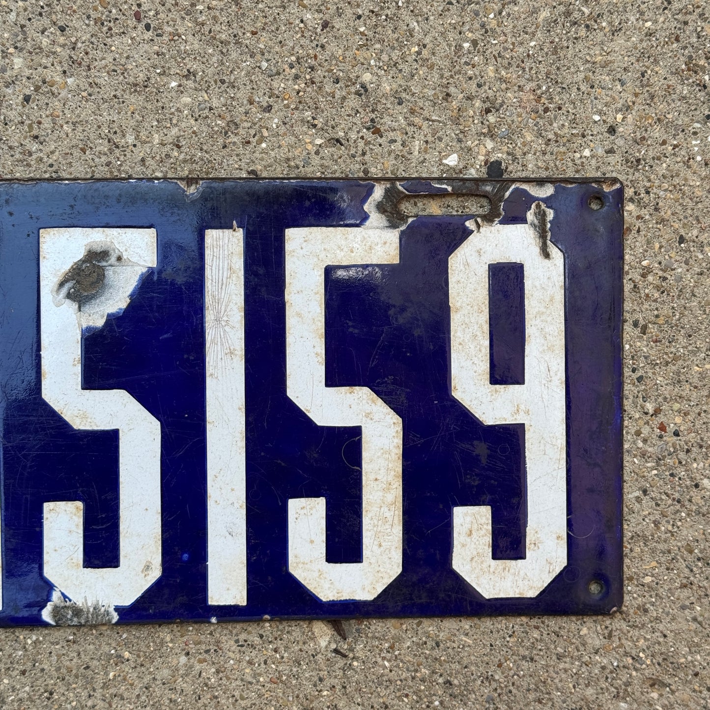 1910 Pennsylvania Porcelain License Plate Auto Tag 15159