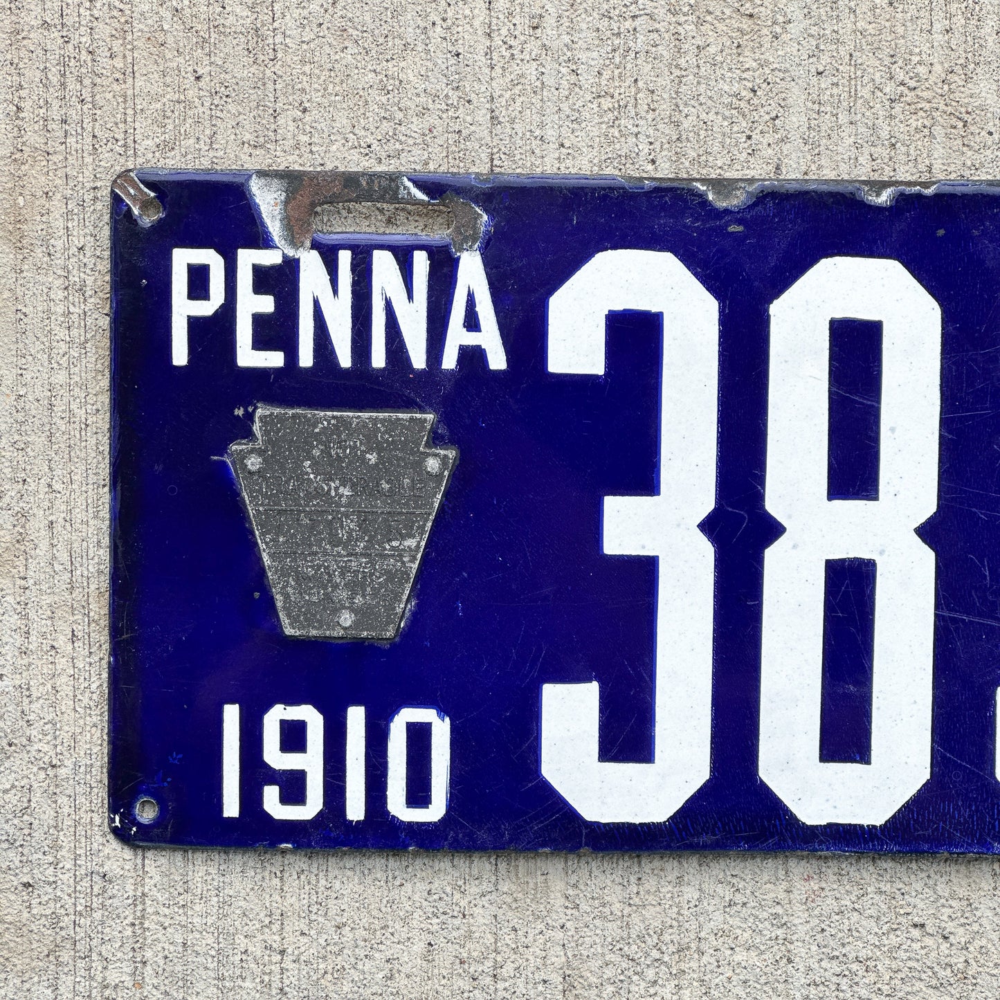 1910 Pennsylvania Porcelain License Plate Auto Tag 3838