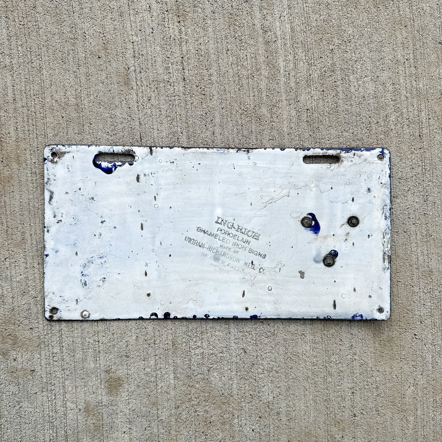 1910 Pennsylvania Porcelain License Plate Auto Tag 3838