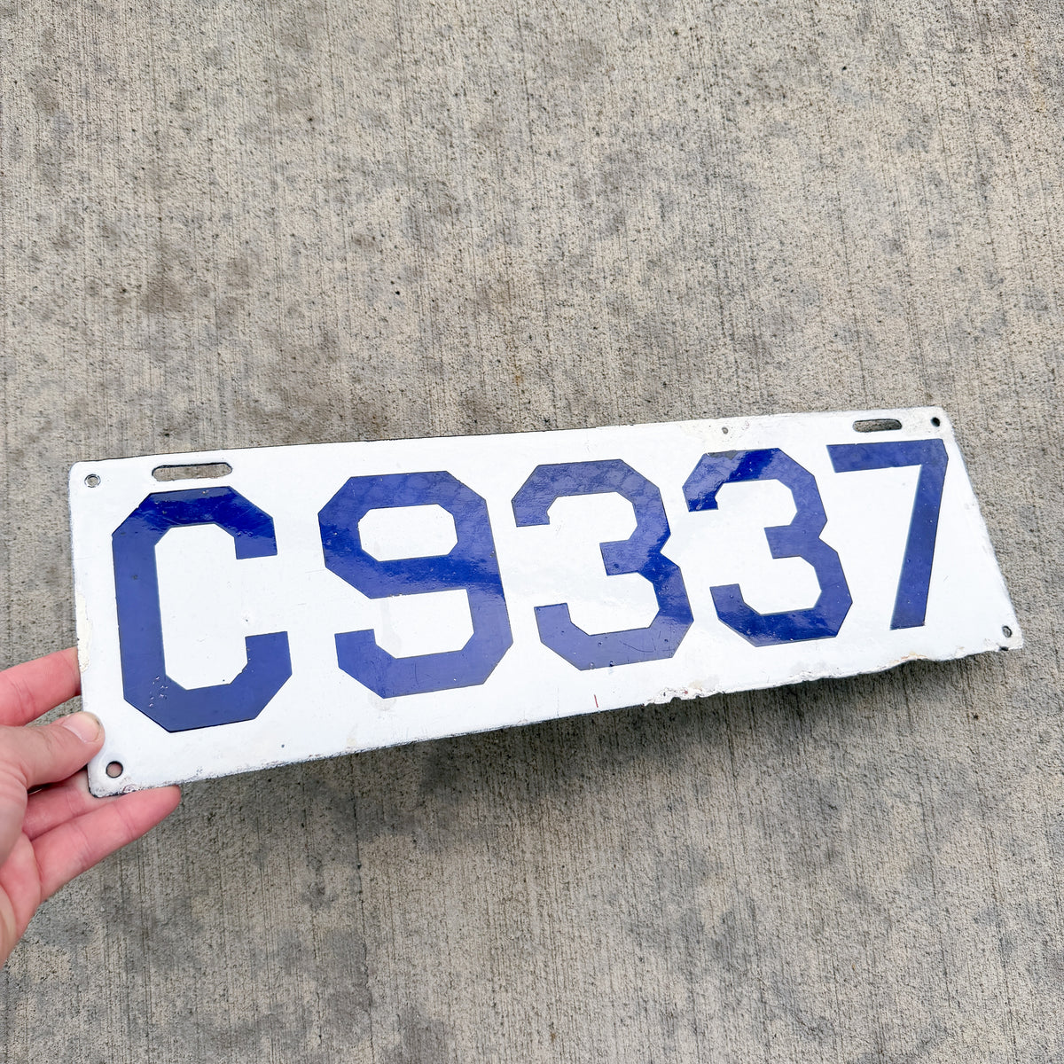 Photo of a 1911 Connecticut Porcelain License Plate Auto Tag Garage Decor Vintage 9337 with original patina