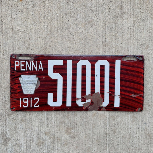 Photo of a 1912 Pennsylvania Porcelain License Plate Auto Tag Garage Decor Vintage Wood Grain 51001
