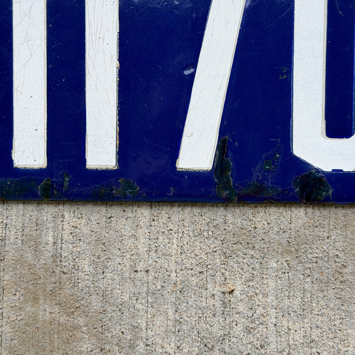 Photo of a 1913 Louisiana Porcelain License Plate Auto Tag Garage Decor Vintage High Quality 1170 with original patina