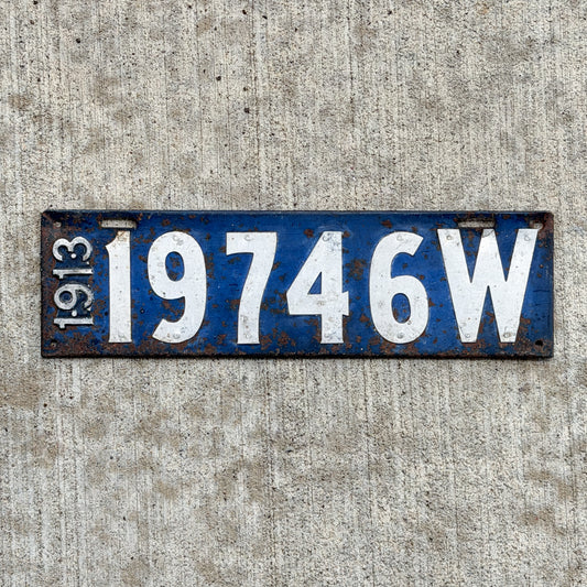 Photo of a 1913 Wisconsin License Plate Auto Tag Garage Decor Vintage 19746 with original patina