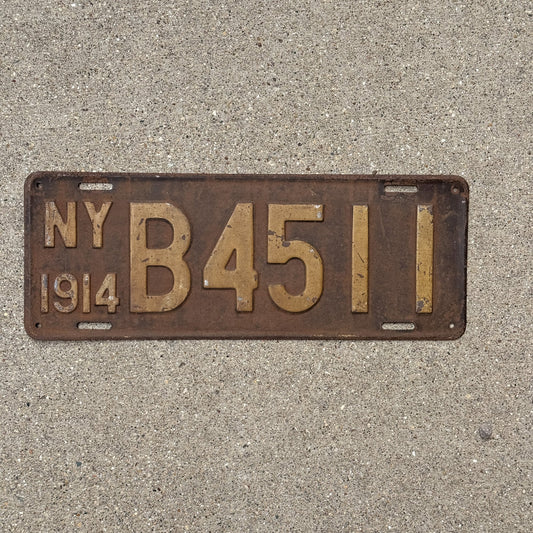 Photo of a 1914 New York License Plate Auto Tag Garage Decor Vintage B 4511