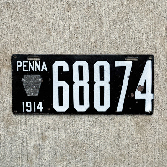 Photo of a 1914 Pennsylvania Porcelain License Plate Auto Tag Garage Decor Vintage 68874 with original patina