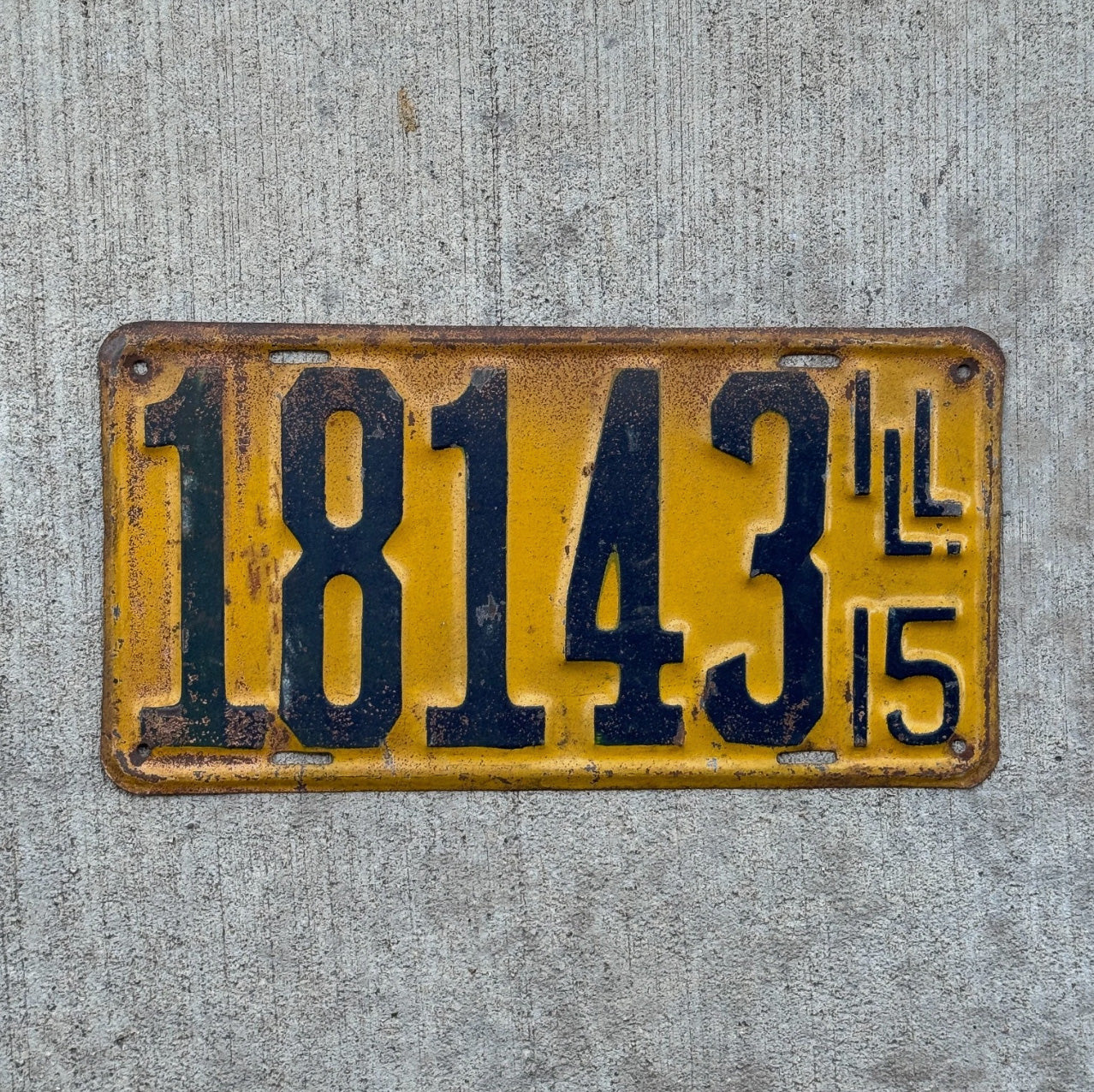 Photo of a 1915 Illinois License Plate Auto Tag Garage Decor Vintage 18143 with original patina
