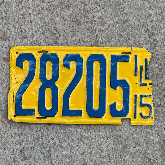 Photo of a 1915 Illinois License Plate Auto Tag Garage Decor Vintage 28205