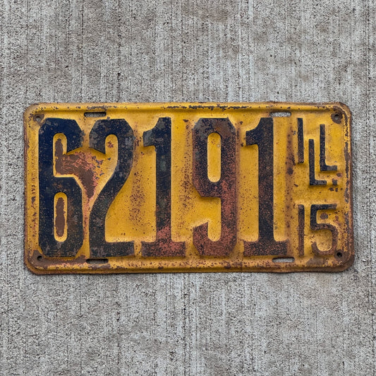 Photo of a 1915 Illinois License Plate Auto Tag Garage Decor Vintage 62191 with original patina