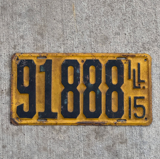 Photo of a 1915 Illinois License Plate Auto Tag Garage Decor Vintage 91888 with original patina