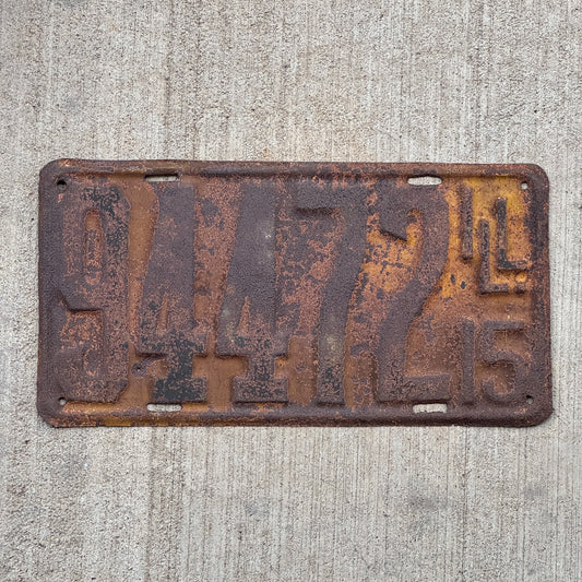 Photo of a 1915 Illinois License Plate Auto Tag Garage Decor Vintage 94472