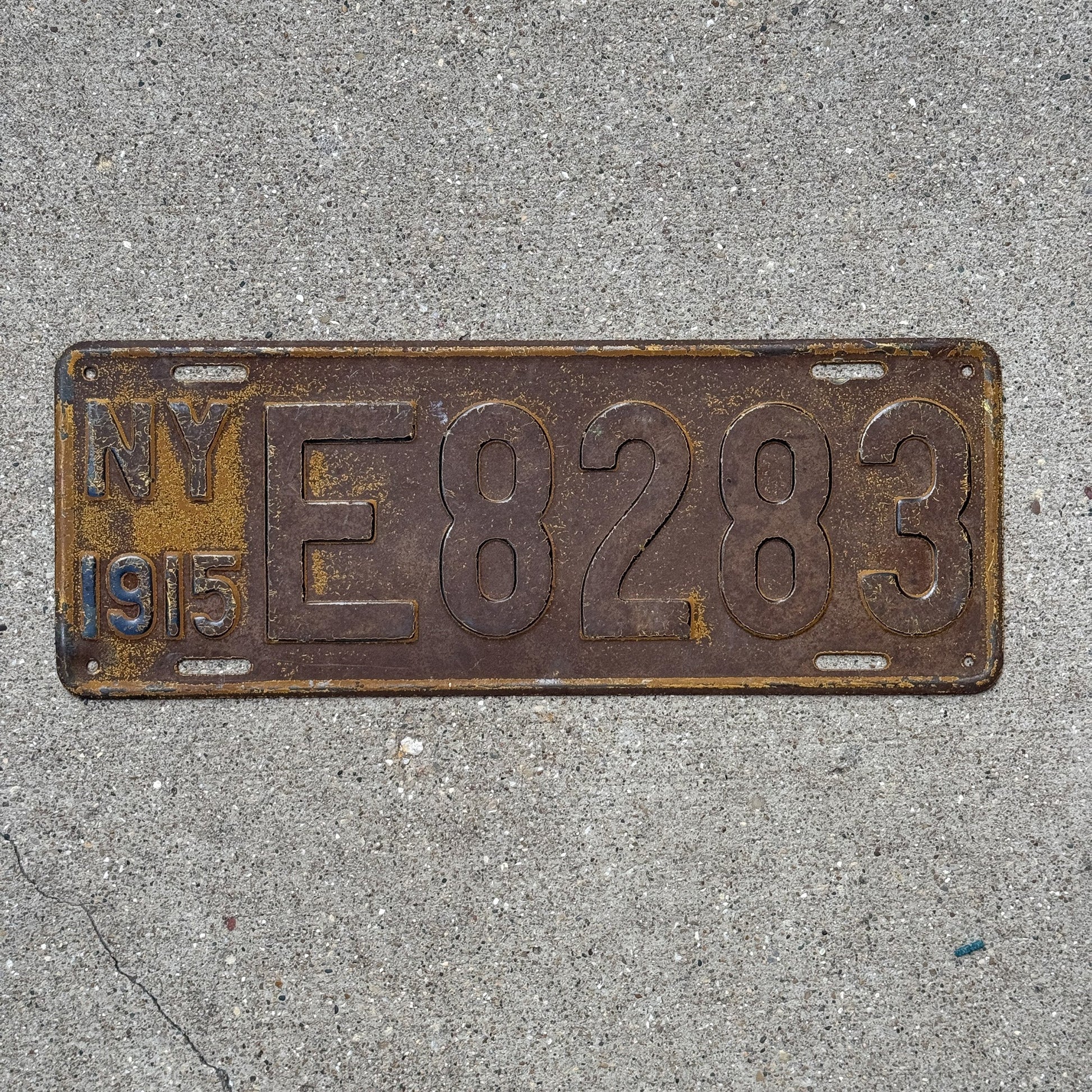 Photo of a 1915 New York License Plate Auto Tag Garage Decor Vintage E 8283