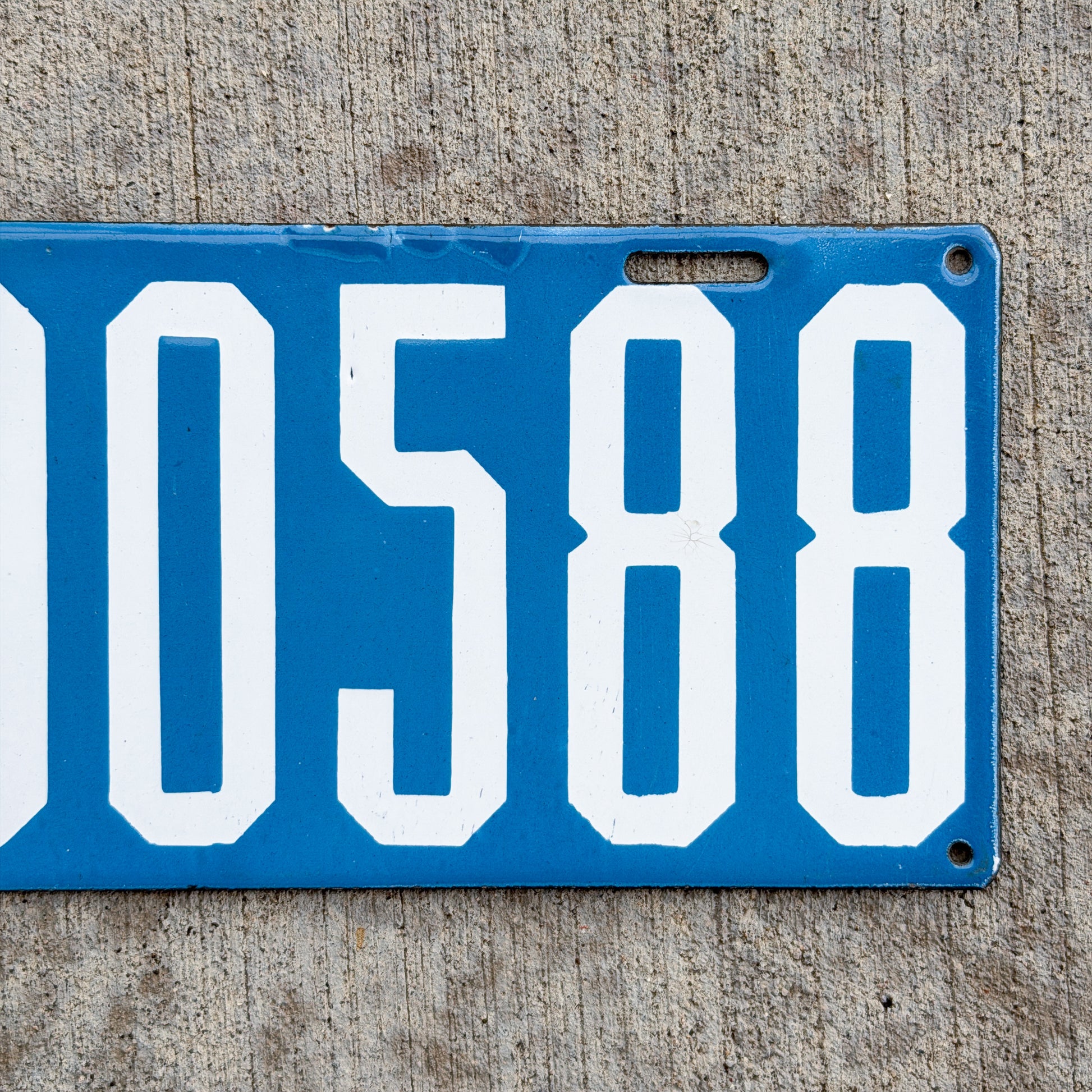 Photo of a 1915 Pennsylvania Porcelain License Plate Auto Tag Garage Decor Vintage 90588 with original patina