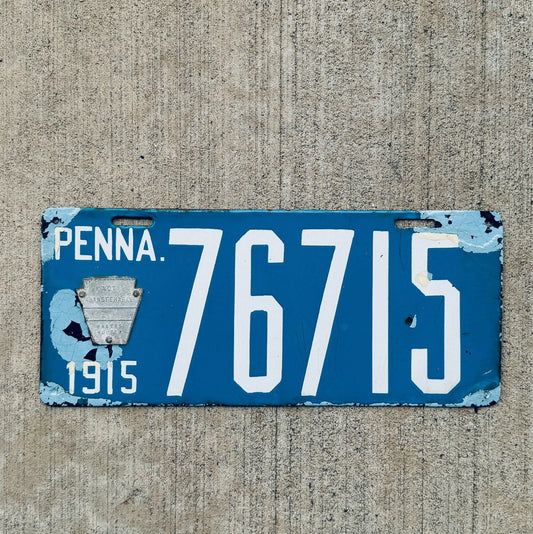 Photo of a 1915 Pennsylvania Porcelain License Plate Auto Tag Garage Decor Vintage Blue 76715