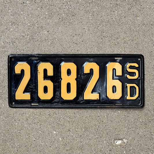 Photo of a 1915 South Dakota License Plate Auto Tag Garage Decor Vintage 26826