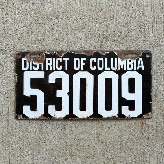 Photo of a 1915 Washington DC Porcelain License Plate Auto Tag Garage Decor Vintage 53009 with original patina