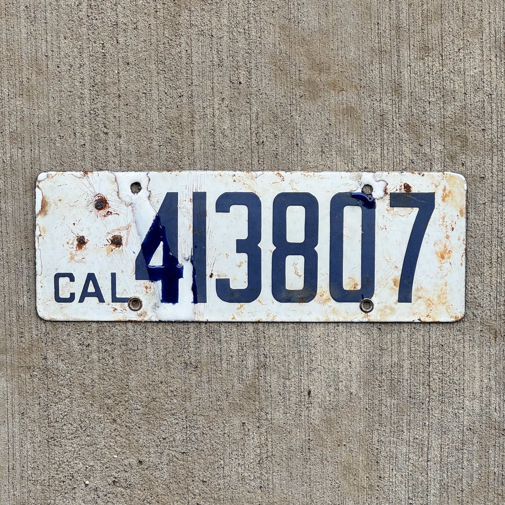 Photo of a 1916 1918 California Porcelain License Plate Vintage Auto Tag Garage 413807 with original patina