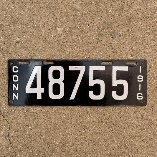 Photo of a 1916 Connecticut Porcelain License Plate Auto Tag Garage Decor Vintage 48755