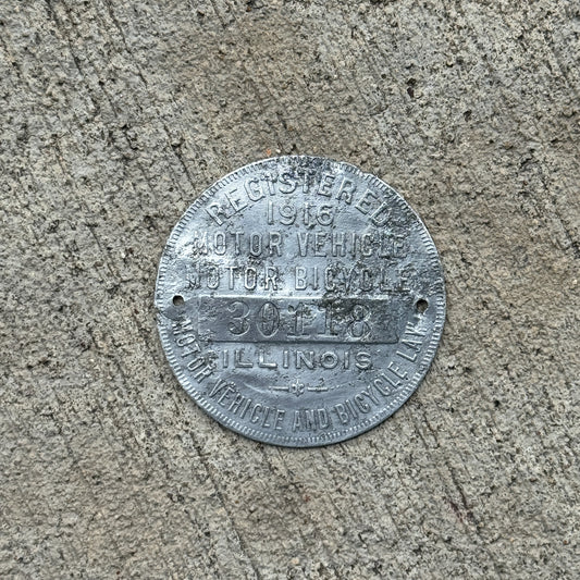 Photo of a 1916 Illinois Dashboard Disc Auto Tag Garage Decor Vintage Dash Disk 30118 with original patina