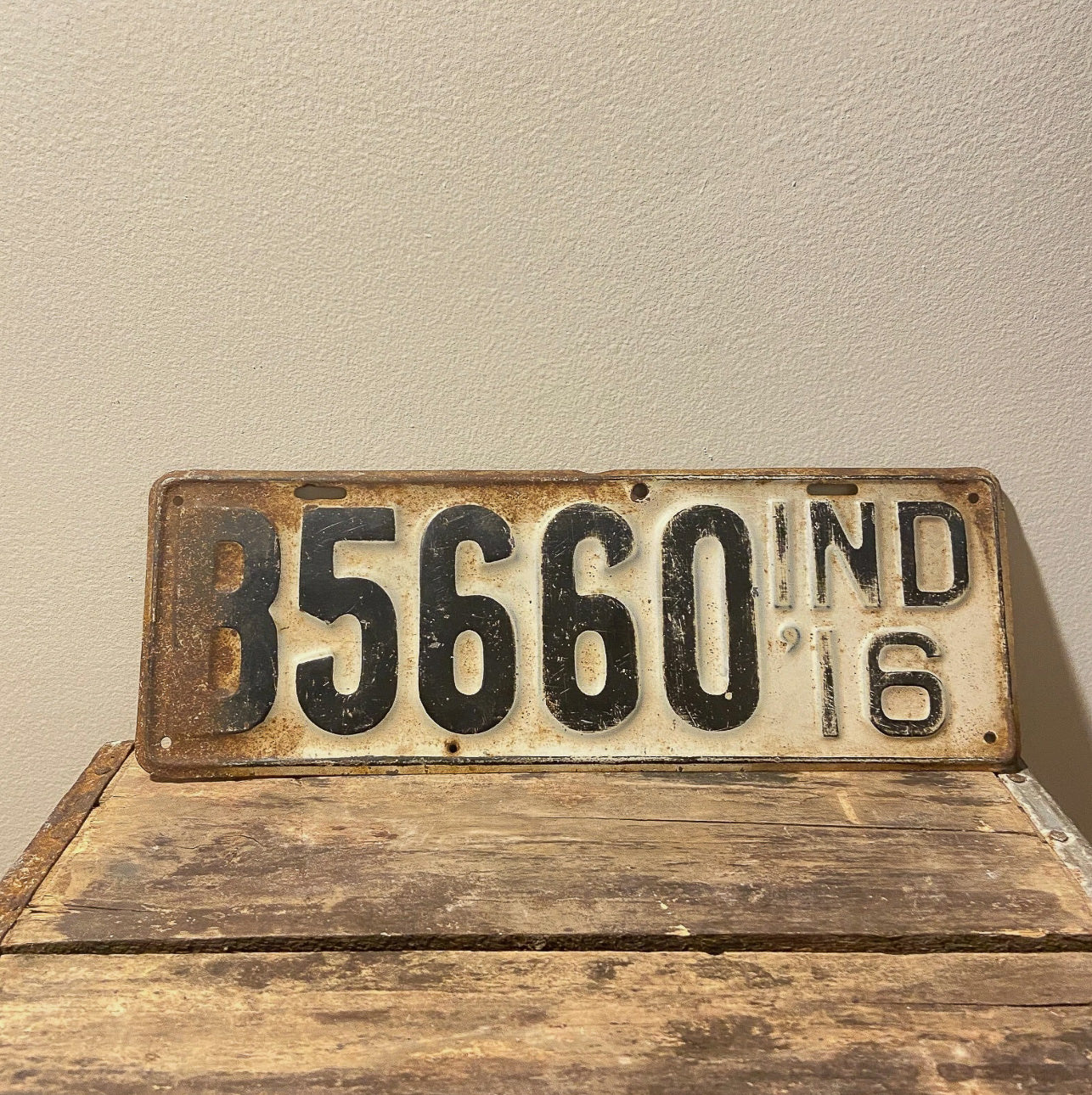 Photo of a 1916 Indiana License Plate Auto Tag Garage Decor Vintage B 5660 with original patina