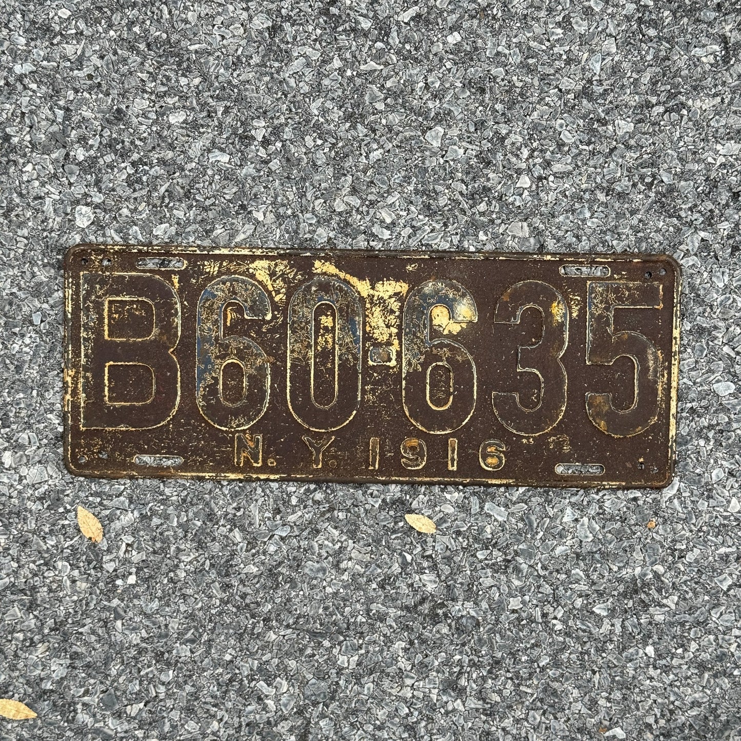 Photo of a 1916 New York License Plate Auto Tag Garage Decor Vintage B60635