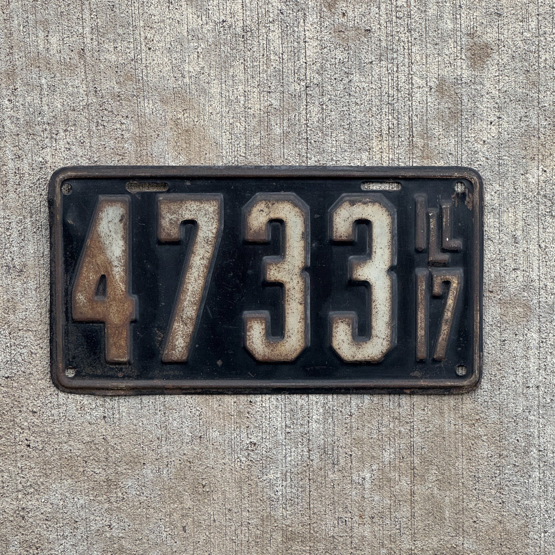 Photo of a 1917 Illinois License Plate Auto Tag Garage Decor Vintage Low Number Four Digit 4733 with original patina