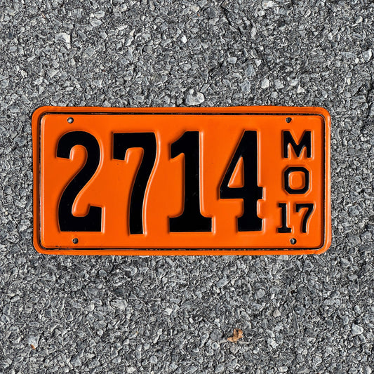 Photo of a 1917 Missouri License Plate Auto Tag Garage Decor Vintage Low Number Four Digit 2714