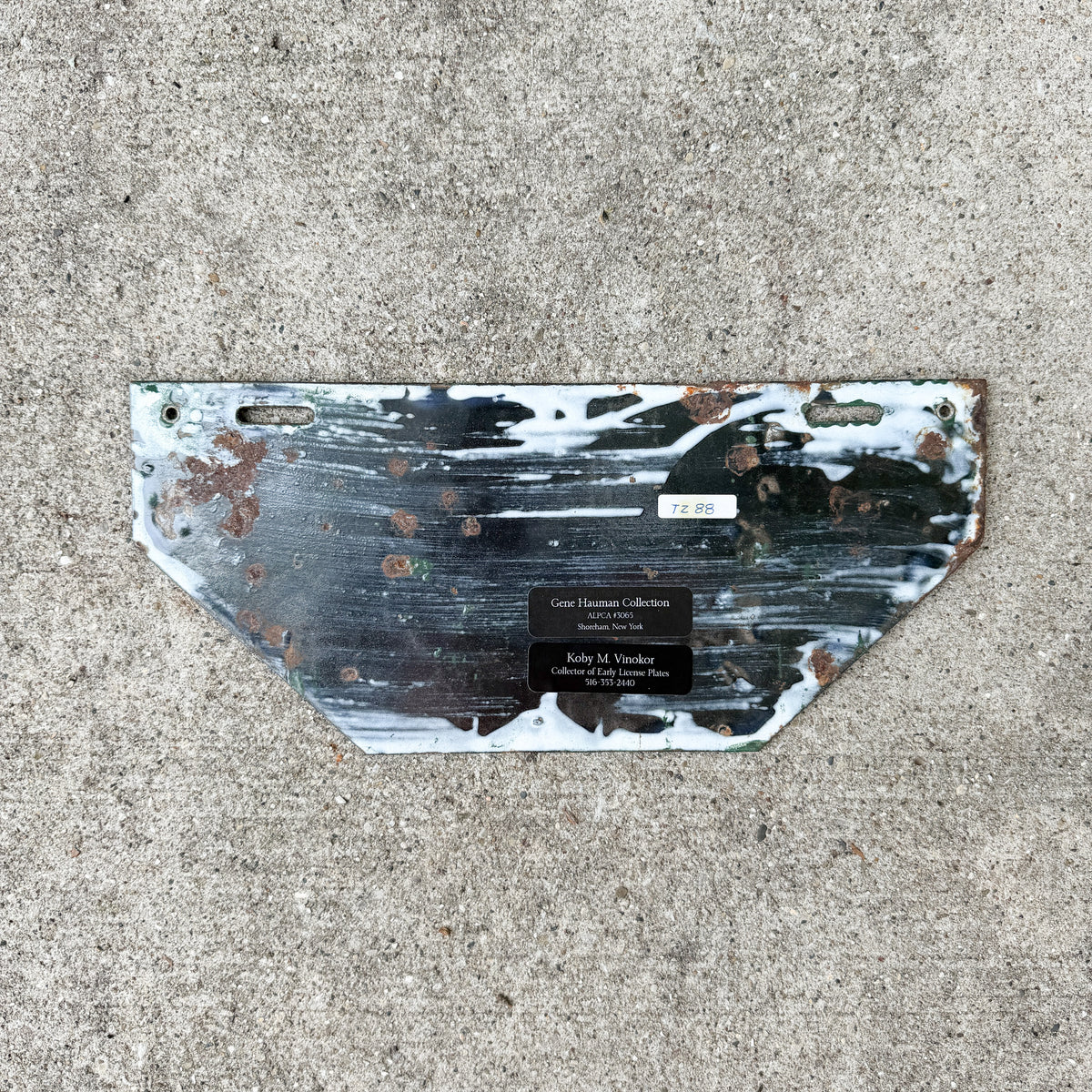 Photo of a 1917 New Hampshire Porcelain Visitor License Plate Auto Tag Garage Decor Vintage Non Resident High Quality 26300 with original patina