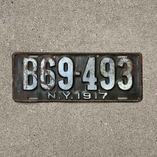 Photo of a 1917 New York License Plate Auto Tag Garage Decor Vintage B 69493