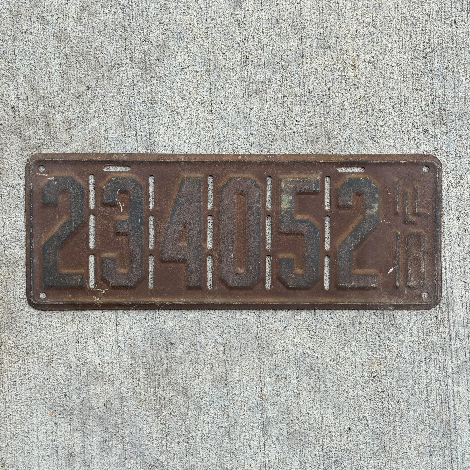 Photo of a 1918 Illinois License Plate Auto Tag 1 Vintage Garage Front Plate Airflow Slots 234052 with original patina
