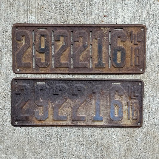 Photo of a 1918 Illinois License Plate Pair Auto Tag Garage Decor Vintage 292216 with original patina