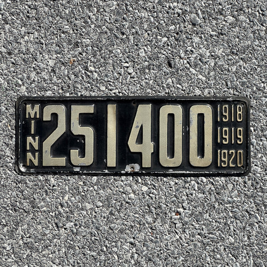 Photo of a 1918 Minnesota License Plate Auto Tag Garage Decor Vintage 251400