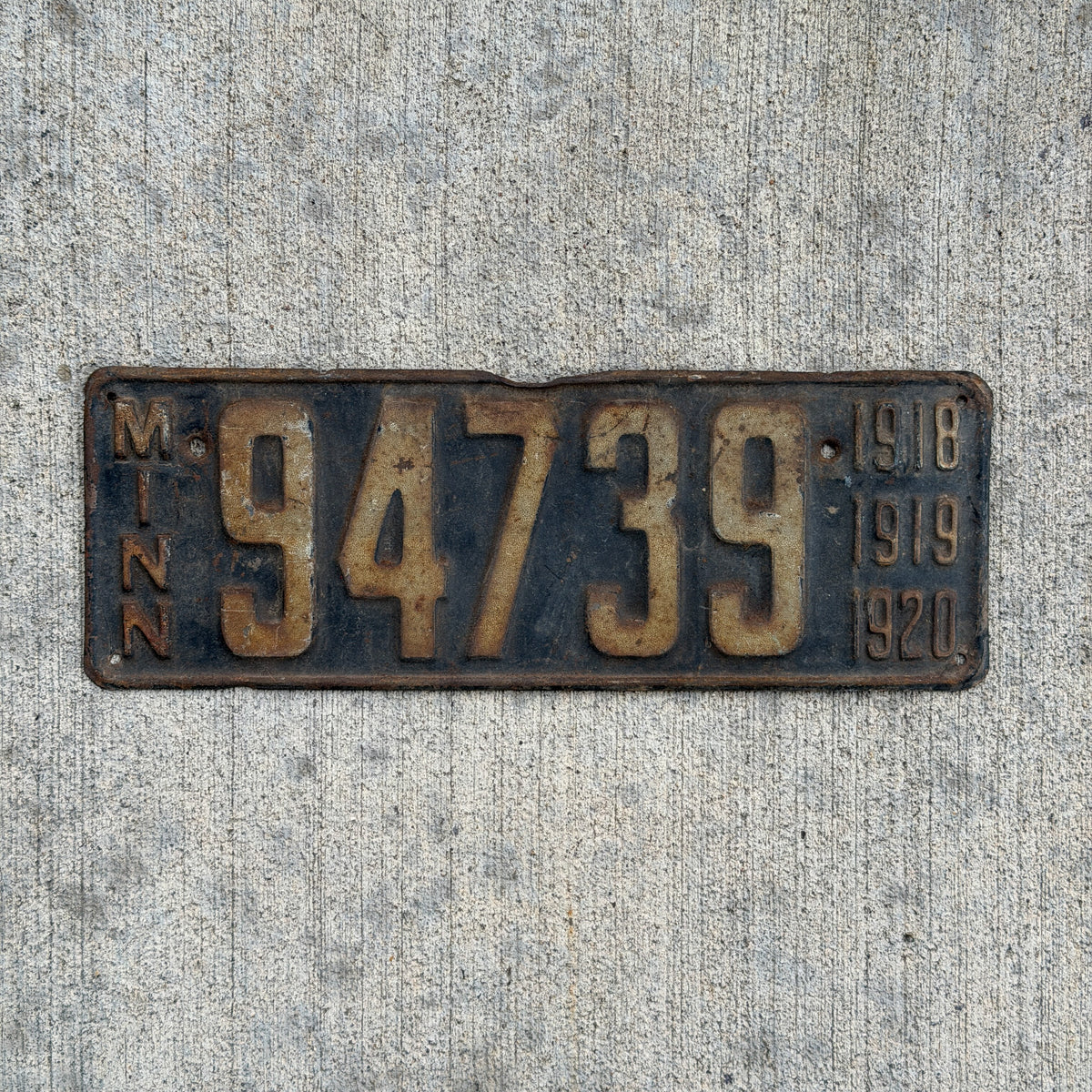 Photo of a 1918 Minnesota License Plate Auto Tag Garage Decor Vintage 94739 with original patina