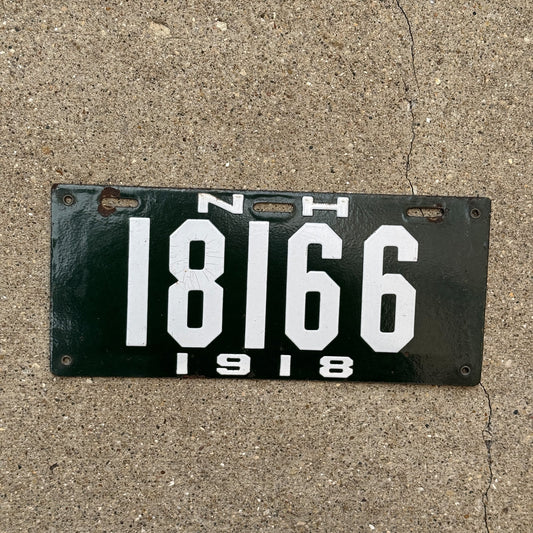 Photo of a 1918 New Hampshire Porcelain License Plate Auto Tag Garage Decor Vintage 18166