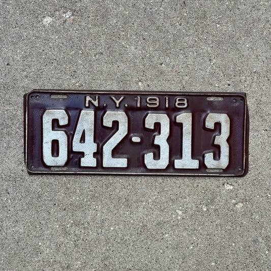 Photo of a 1918 New York License Plate Auto Tag Garage Decor Vintage 642 313
