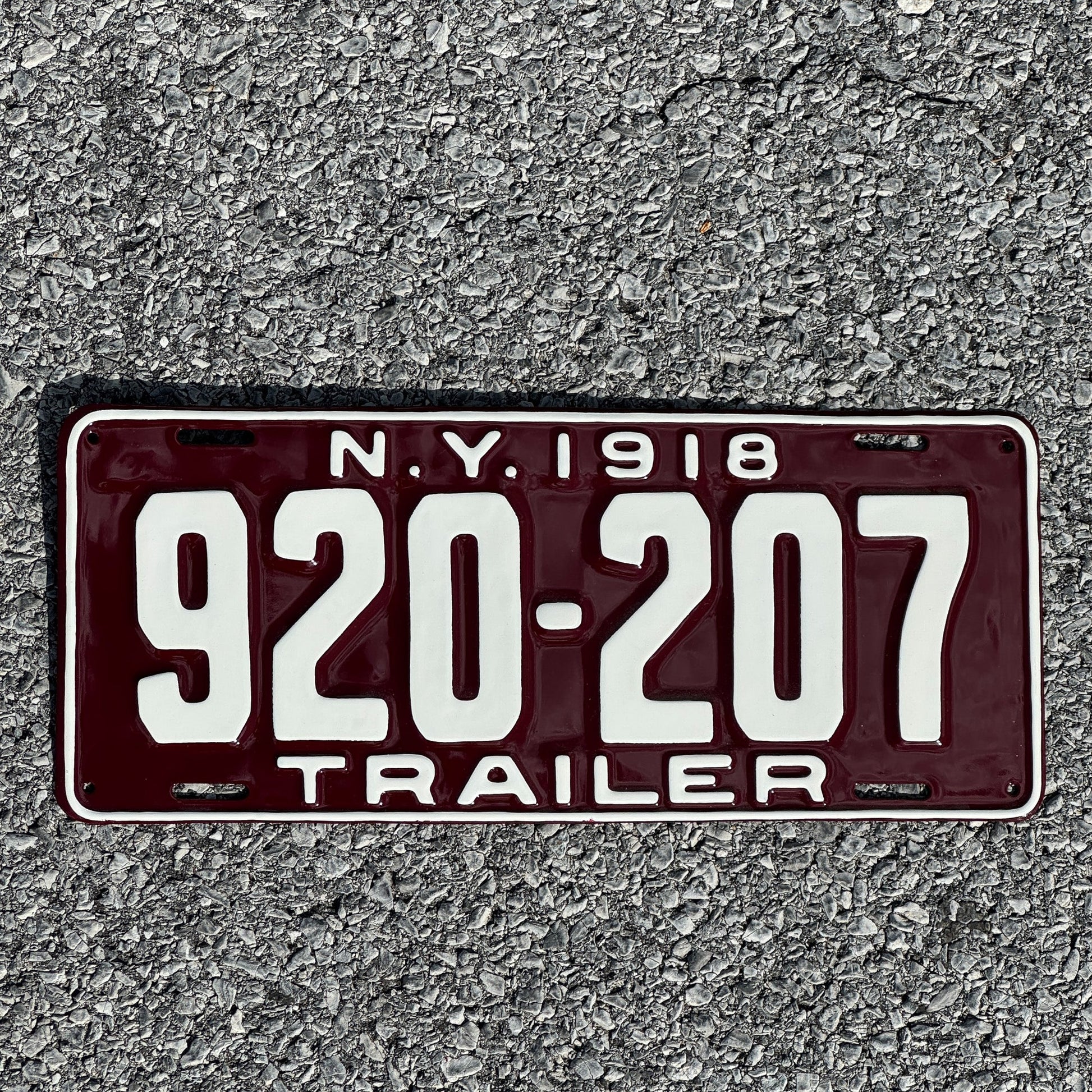 Photo of a 1918 New York Trailer License Plate Auto Tag Garage Decor Vintage 920 207