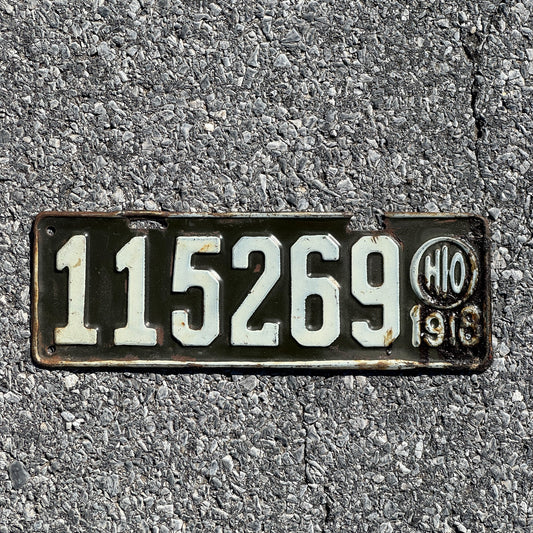 Photo of a 1918 Ohio License Plate Auto Tag Garage Decor Vintage 115269