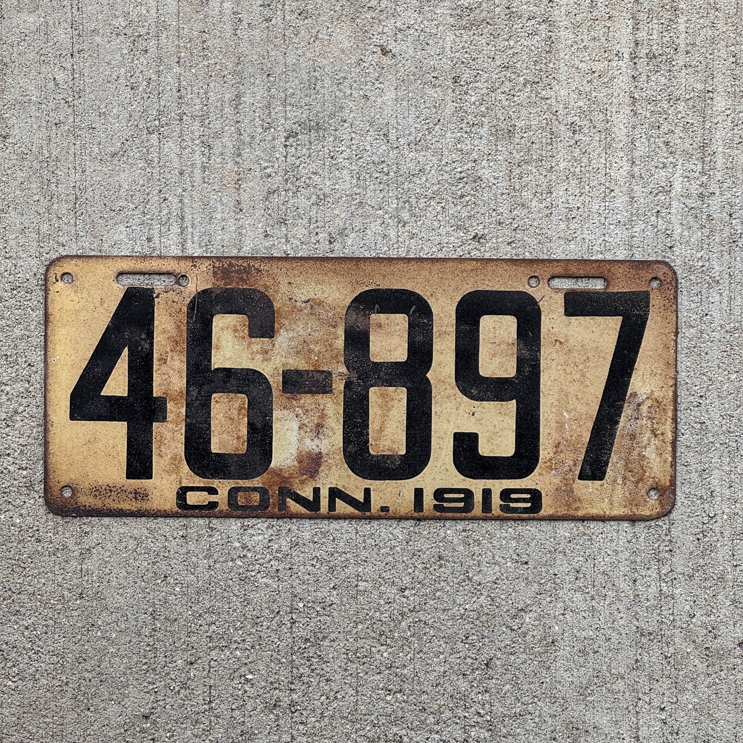 Photo of a 1919 Connecticut License Plate Auto Tag Garage Decor Vintage 46 897