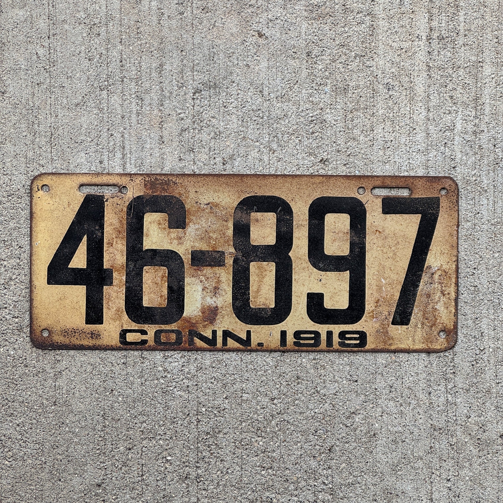 Photo of a 1919 Connecticut License Plate Auto Tag Garage Decor Vintage 46 897