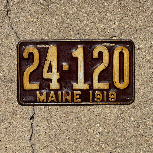Photo of a 1919 Maine License Plate Auto Tag Garage Decor Vintage 24 120