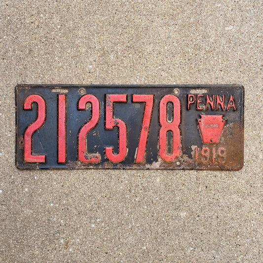 Photo of a 1919 Pennsylvania License Plate Auto Tag Garage Decor Vintage 212578 with original patina