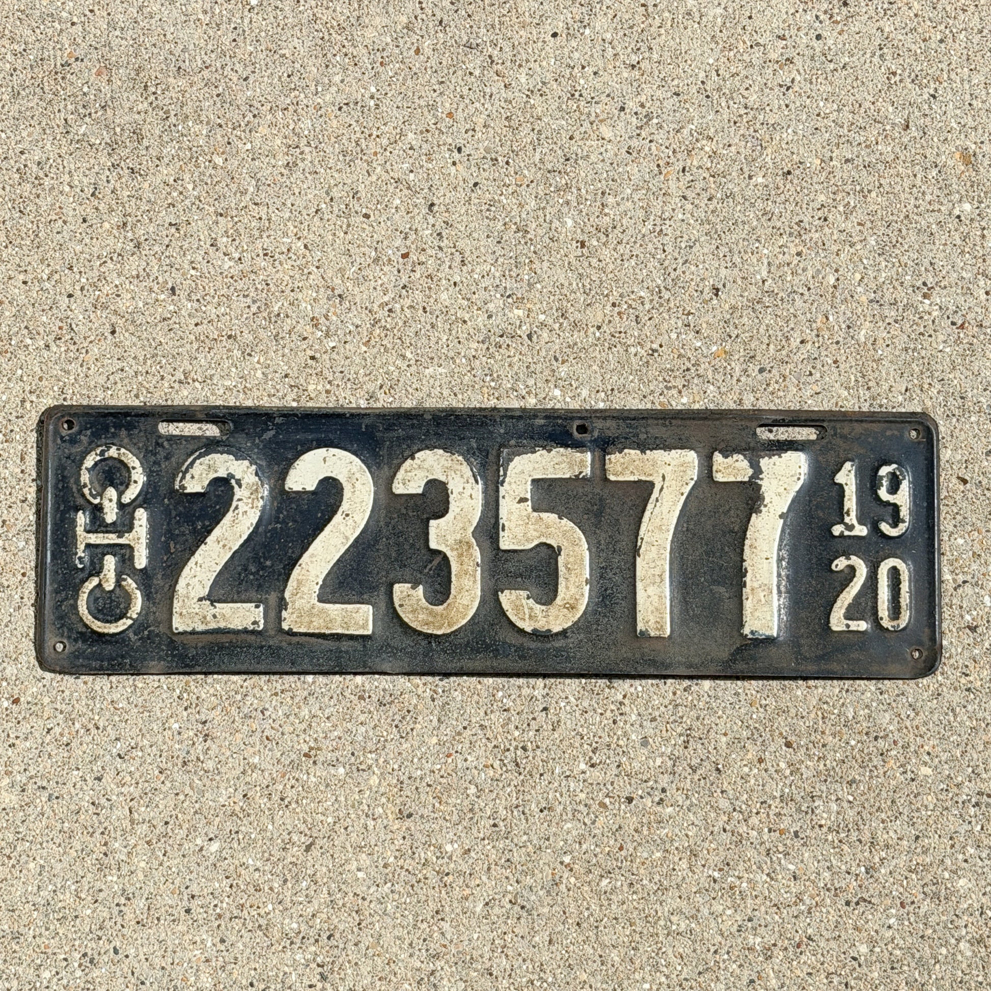 Photo of a 1920 Ohio License Plate Auto Tag Garage Decor Vintage 223577 with original patina