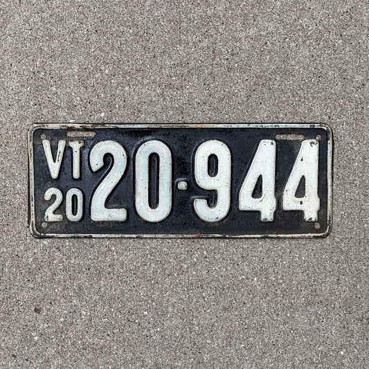 Photo of a 1920 Vermont License Plate Auto Tag Garage Decor Vintage 20 944 with original patina