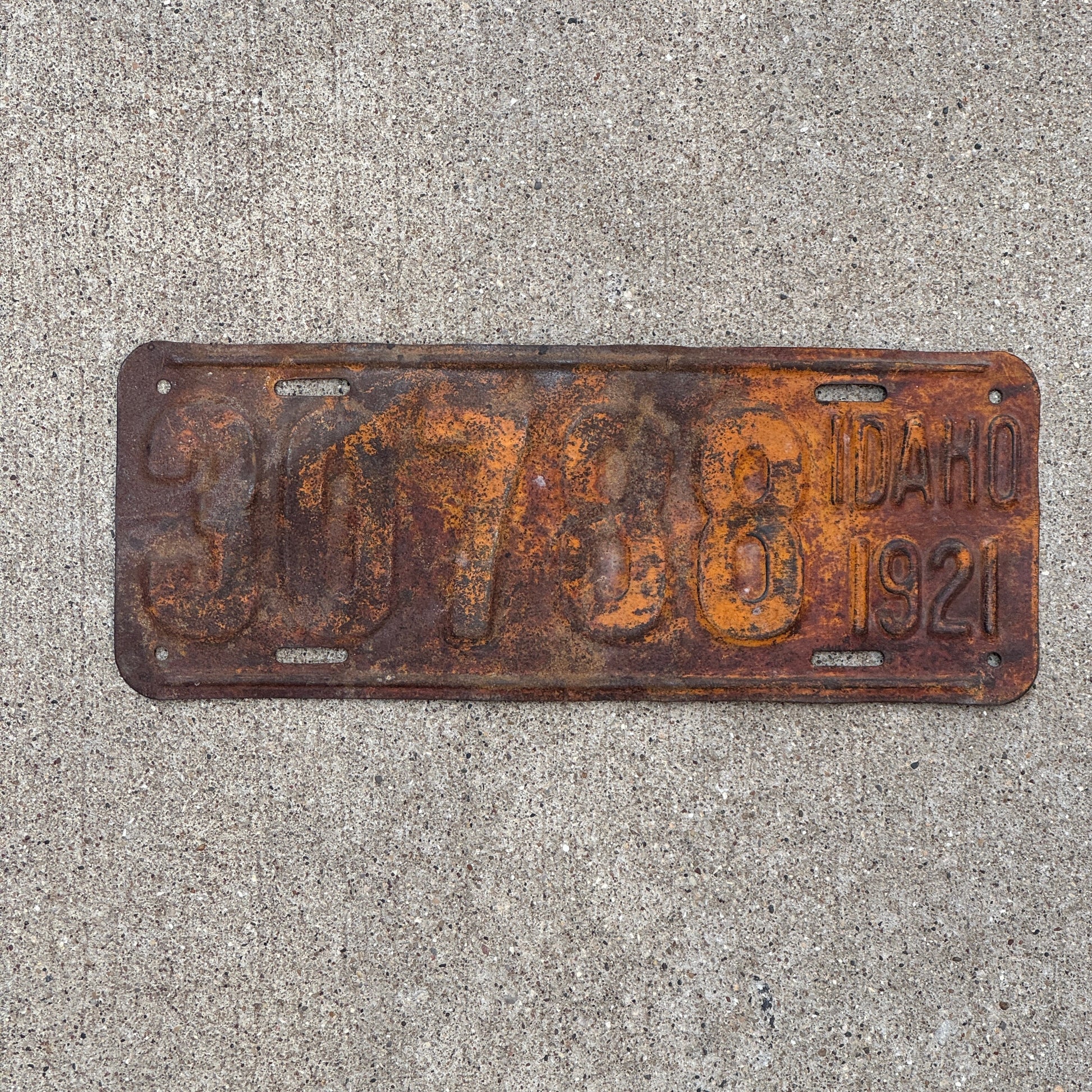Photo of a 1921 Idaho License Plate Auto Tag Garage Decor Vintage 30788