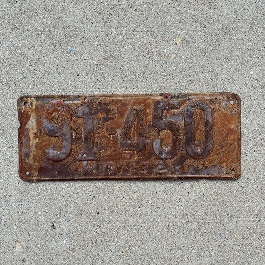 Photo of a 1921 Maryland License Plate Auto Tag Garage Decor Vintage 91 450