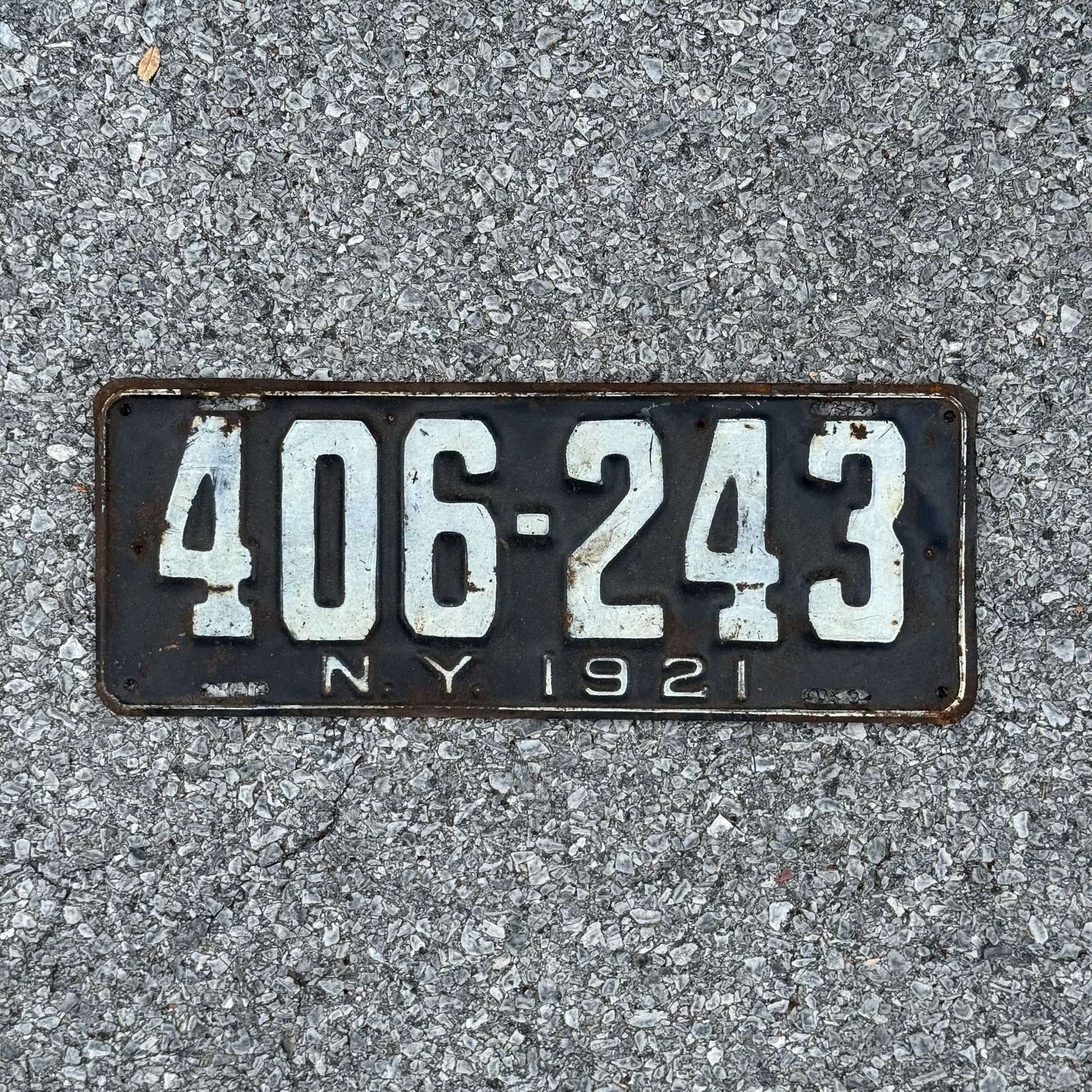 Photo of a 1921 New York License Plate Auto Tag Garage Decor Vintage 406 243